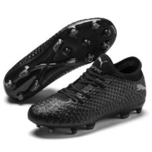⚽️ PUMA soccer cleats shoes / Youth 3.5C (big boy / big girl)